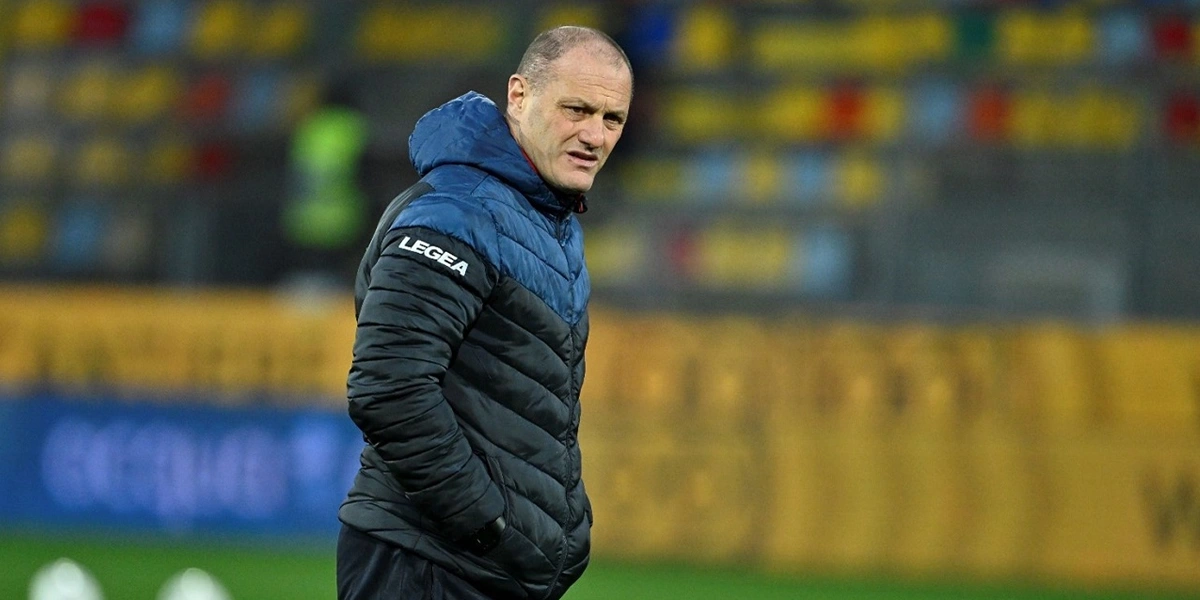 Bisoli Kagumi Keinan Davis, Striker Udinese yang Menonjol